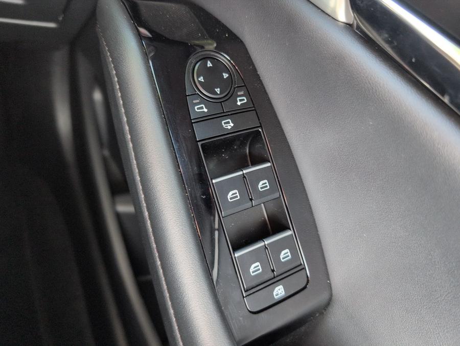 Mazda Mazda3 Photo spincar-469ff9ad3f67f732ad9ff7df686e75297ae70fe4.jpg