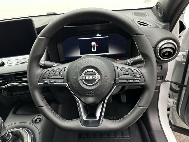 Nissan JUKE Photo spincar-471b49fa860daf3937cff12106519400df5e33b9.jpg