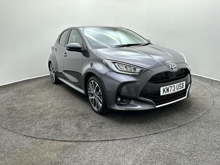 Toyota Yaris Photo spincar-4724337bccf4b9d07791429957689f54e7dba086.jpg