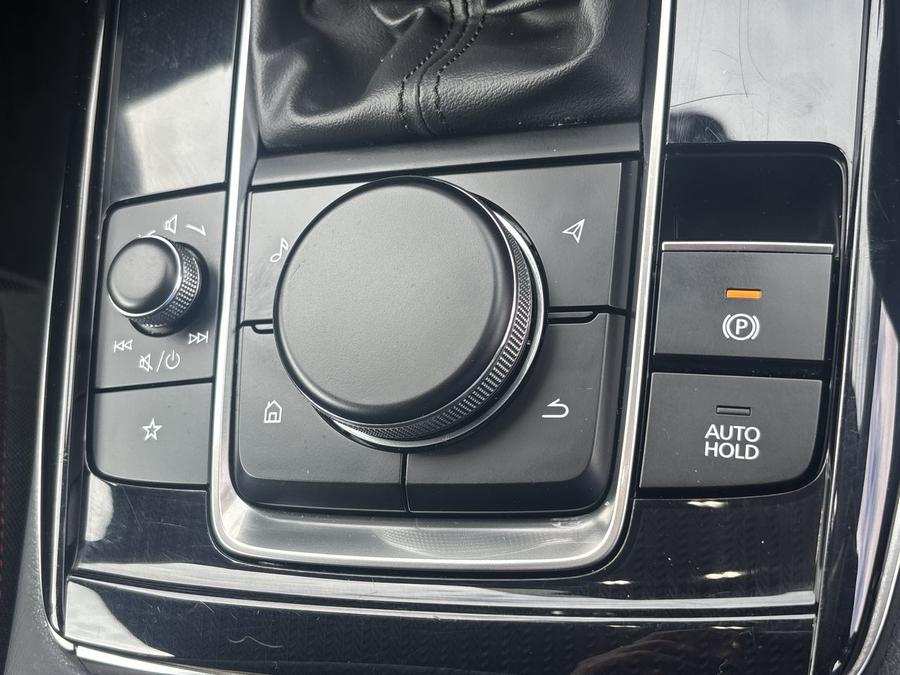 Mazda CX-30 Photo spincar-47e9db96b000f6618d41d57ea15967feab83602a.jpg