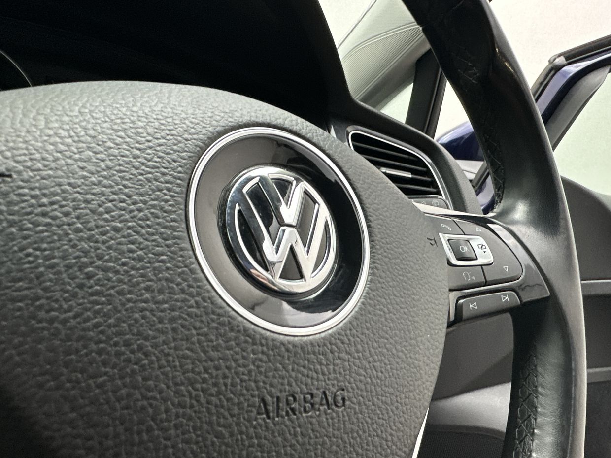 Volkswagen GOLF Photo 25