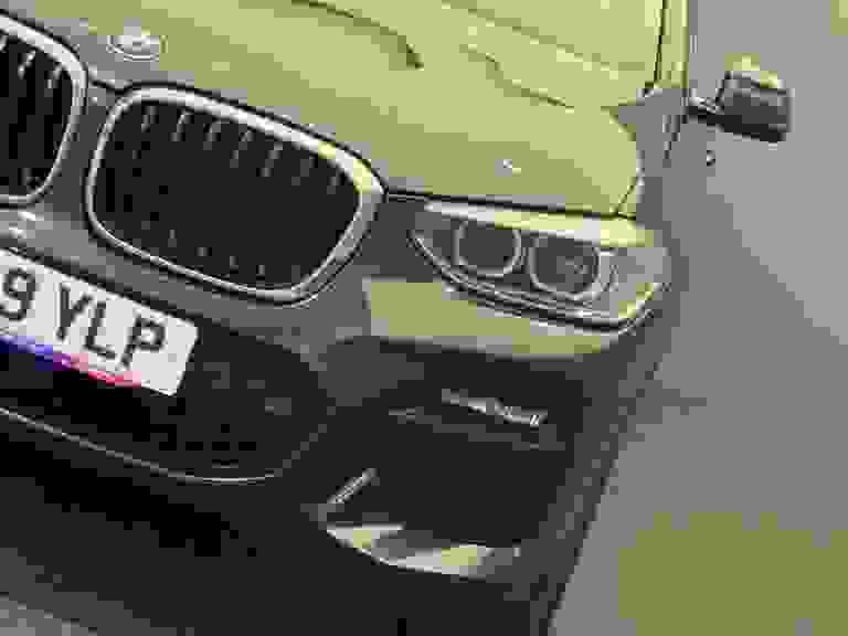 BMW X4 Photo spincar-48b60634c65a4ab5aa75a482b78e27f6c75d5c8f.jpg