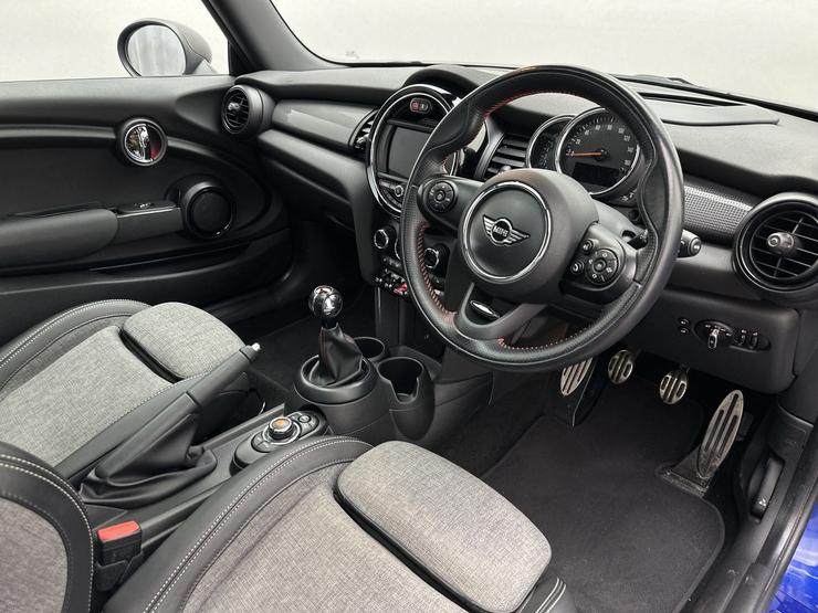 MINI Cooper Photo spincar-491e2ca4c7065b5b4f0dff478c5cd03470b161cf.jpg