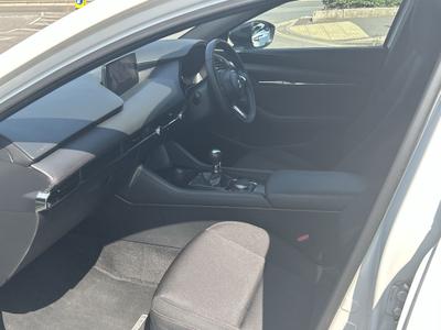 Mazda Mazda3 Photo 24