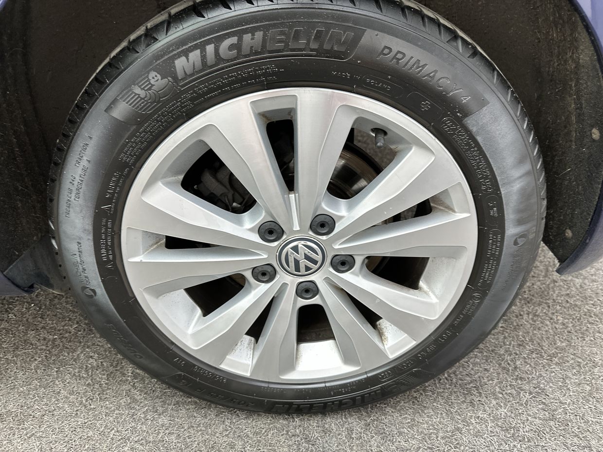Volkswagen GOLF Photo 20