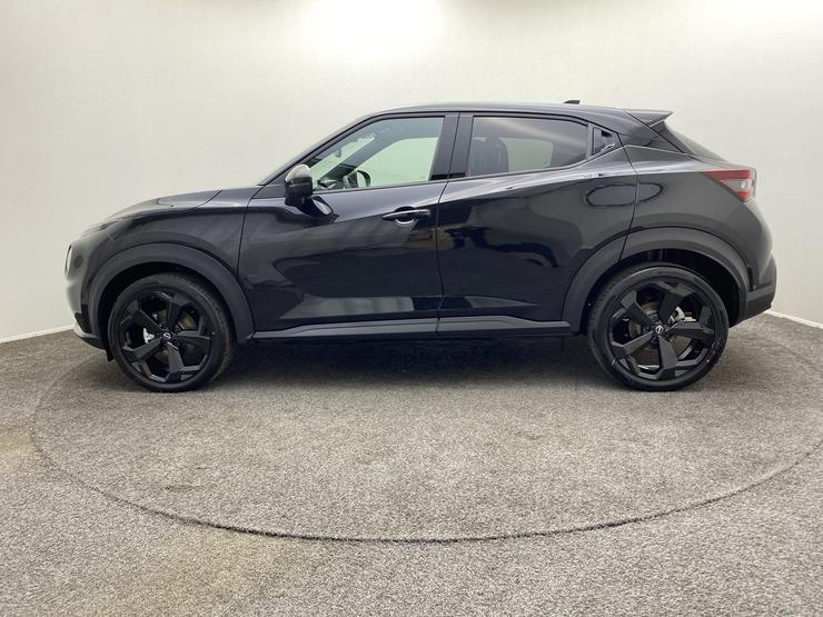 Nissan JUKE Photo spincar-49f39c38253d11fb0d0b4b501556a0d3766c0908.jpg