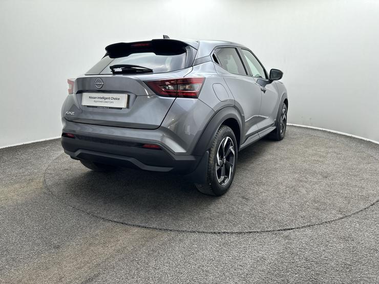 Nissan JUKE Photo spincar-49fa39200d8d9709c5dec72cd3f22993afc7d81a.jpg