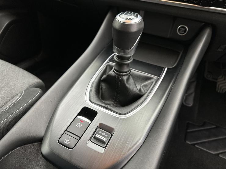 Nissan QASHQAI Photo spincar-4a3fb3d90a99c8caf1491e4db13ce27d1605a934.jpg