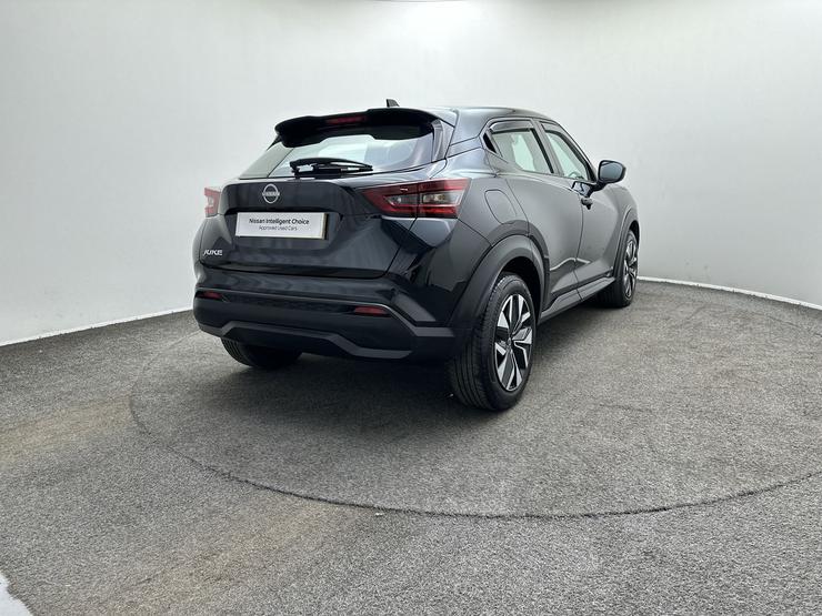Nissan JUKE Photo spincar-4a7141dfcb78e194aef142109480fe786e10e559.jpg