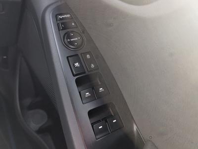 Hyundai IONIQ Photo 42
