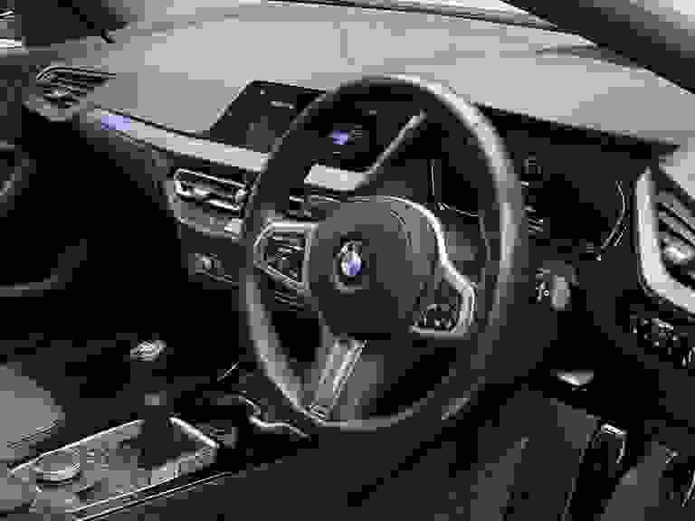 BMW 1 SERIES Photo spincar-4a73f6a0409603dc62088388a7e5abef269f5762.jpg