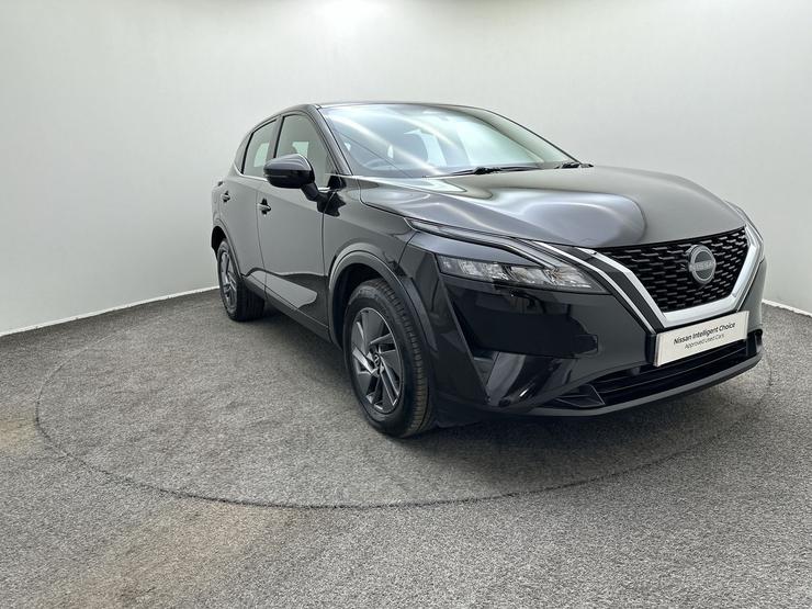 Nissan QASHQAI Photo spincar-4adeb92569ae1c9584d82b06f55a252a0596f79c.jpg