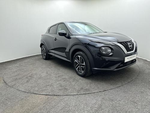 Used 2025 Nissan JUKE 1.0 DiG-T N-Connecta 5dr Pearl Black at Aylesbury Motor Group