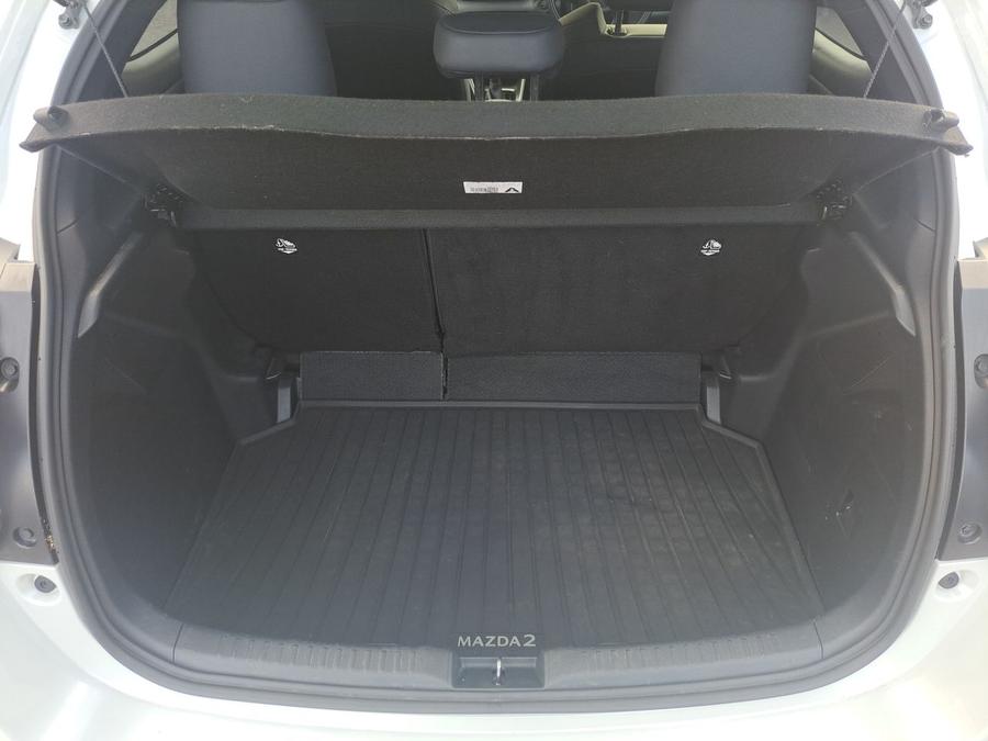Mazda Mazda2 HYBRID Photo spincar-4d5c57c0135c8d634ce30a1cb75212ef3720aa81.jpg