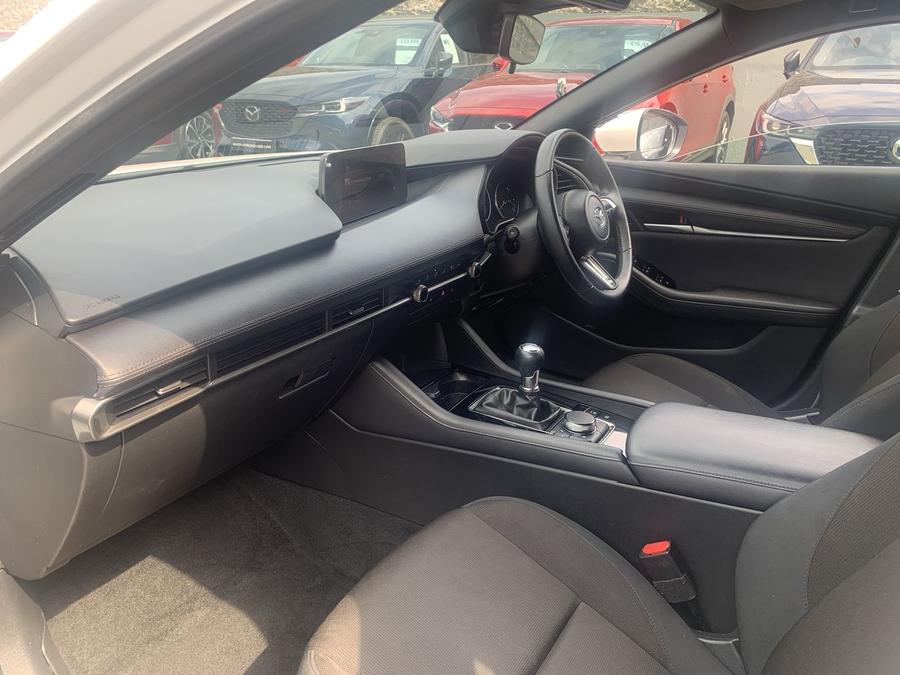 Mazda Mazda3 Photo spincar-4ea40a27d0e4b897dc7b5787a6c9e62dee28d793.jpg
