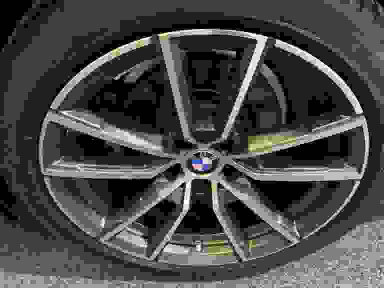 BMW 3 SERIES Photo spincar-4eaa6242a78f8c7c6f9b9b9eb8d09398bec75b11.jpg