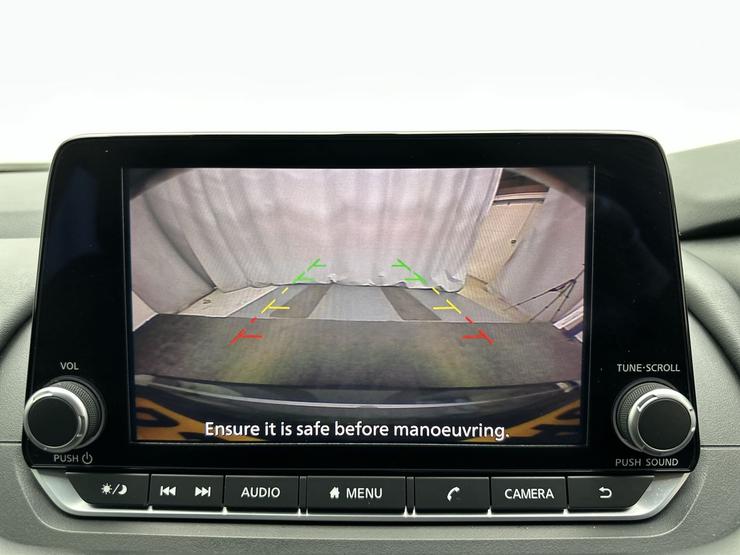 Nissan QASHQAI Photo spincar-4f30544b47338f4f8a4175c6a35d7c04e7c882e3.jpg