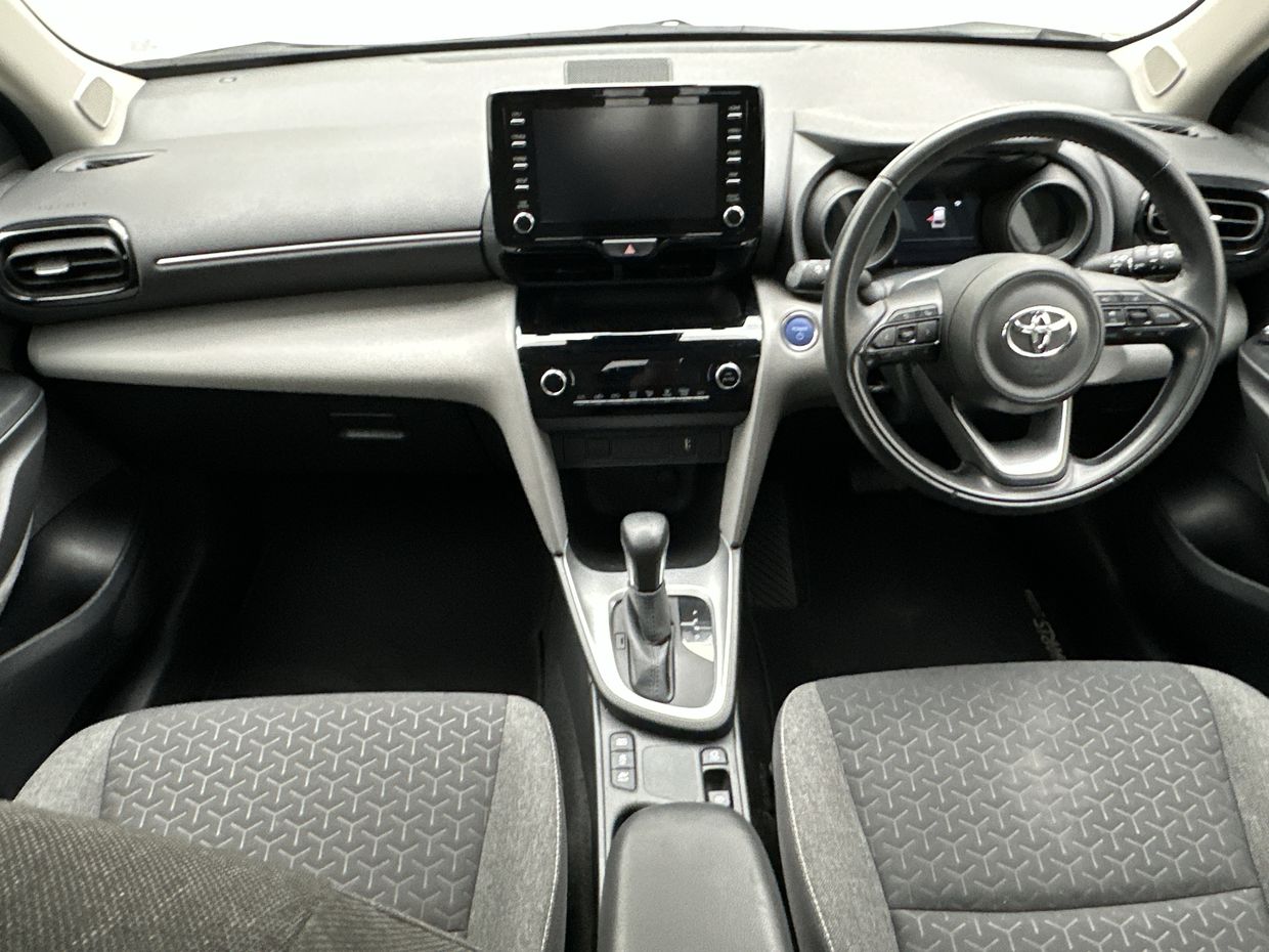 Toyota Yaris Photo 14