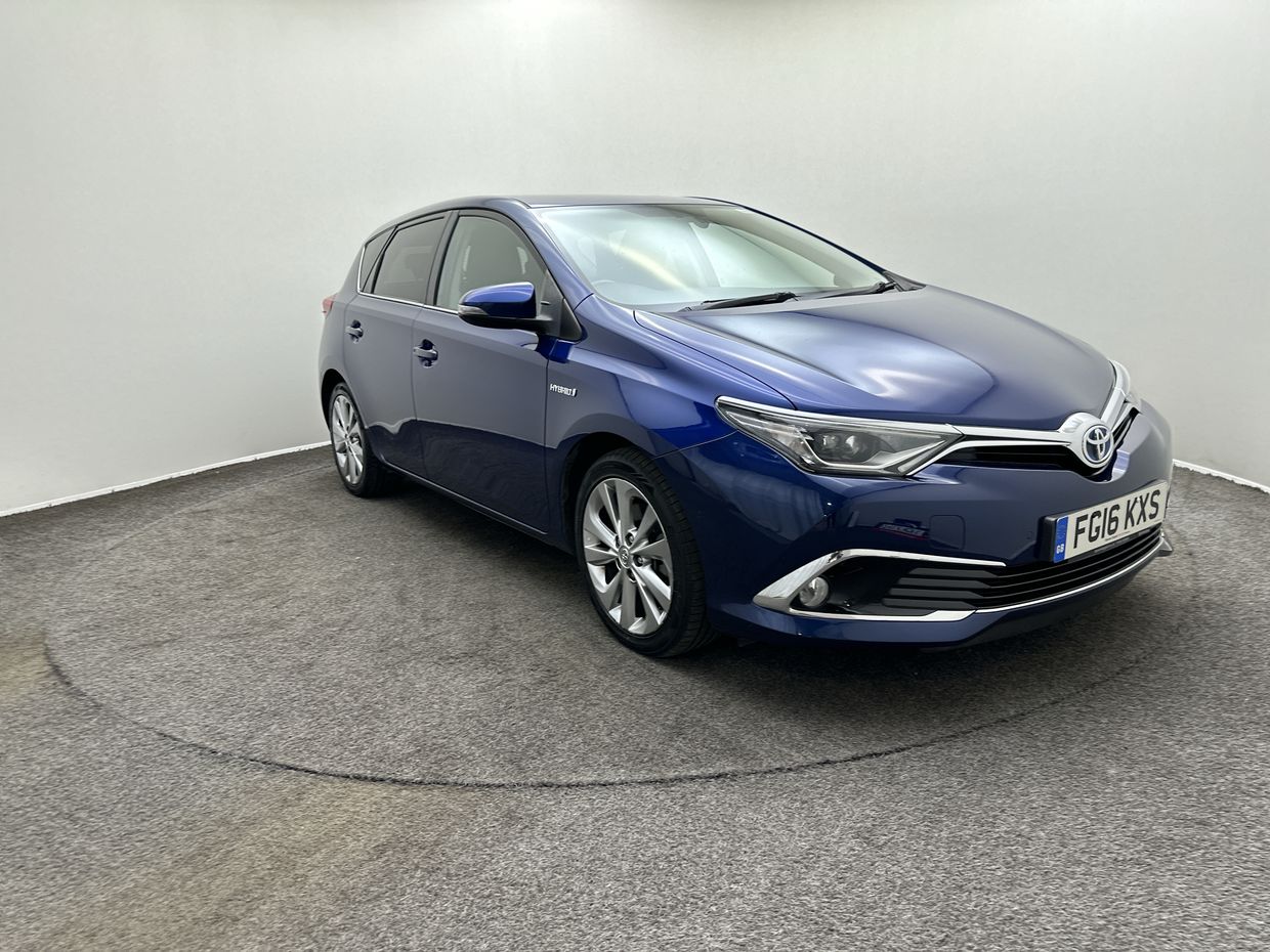 Toyota Auris Photo 0