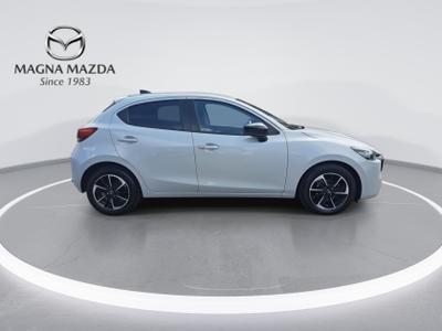 Mazda Mazda2 Photo 10