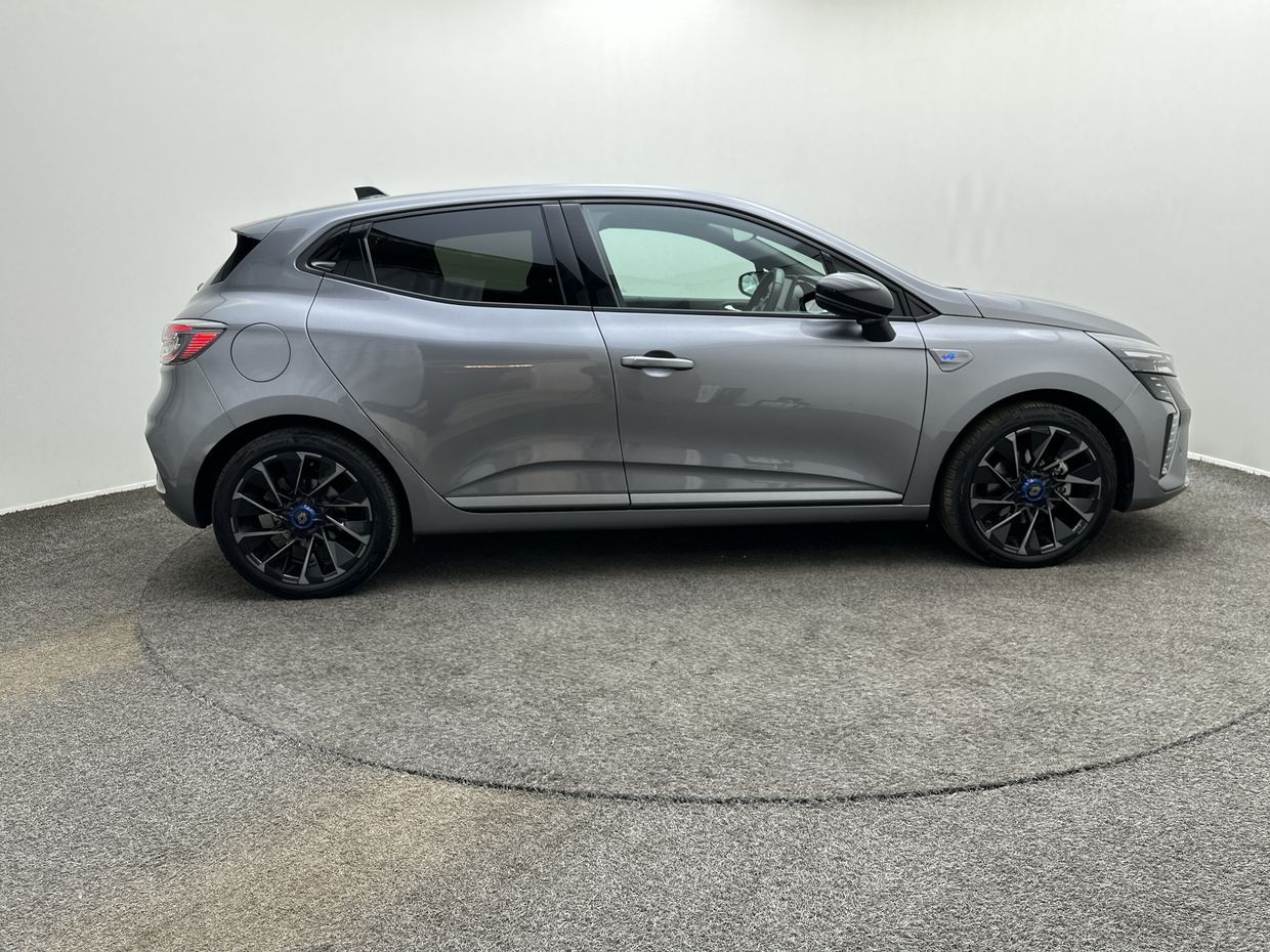 Renault CLIO Photo 8