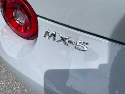 Mazda MX-5 RF Photo 42