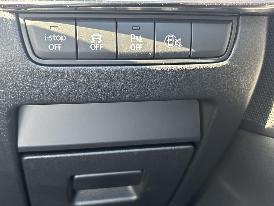 Mazda Mazda3 Photo spincar-5159bbcf2cf26cc31cfc2a533be877d8a4910378.jpg