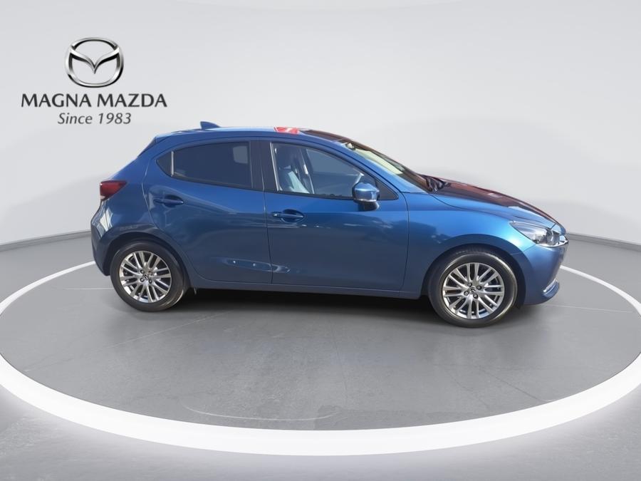 Mazda Mazda2 Photo spincar-52a3a748cc0fc6c84ad3388b4b51c868e2ed2c13.jpg