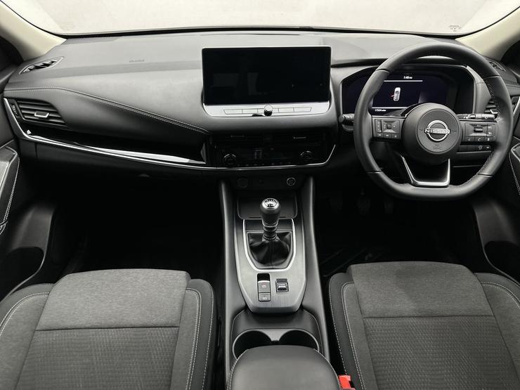 Nissan QASHQAI Photo spincar-52af1ec11bda4e7e19eca0e485a102fb13edd04e.jpg