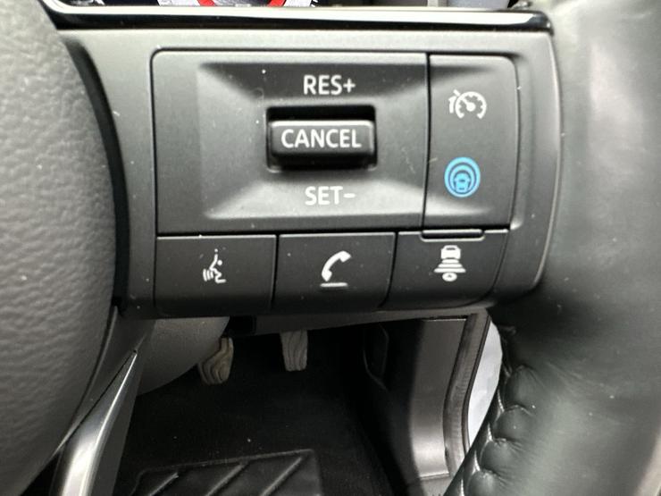 Nissan QASHQAI Photo spincar-52b8176242b8e5a85aa6c810ade304e80d49070c.jpg