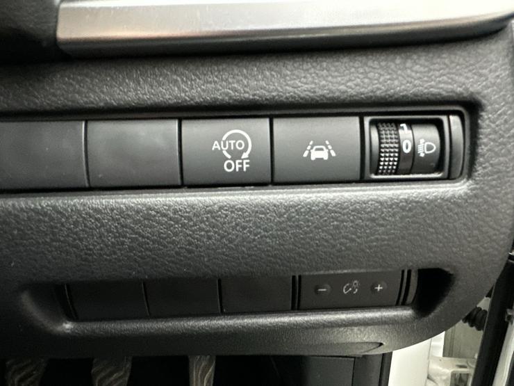 Nissan QASHQAI Photo spincar-52e37993a1b4a6d0ca7ba0b5e51ac57e02a013b8.jpg