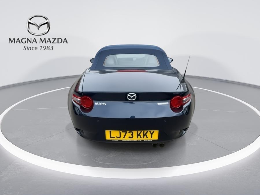 Mazda MX-5 Photo spincar-52f3cfcd6f1eb9dbcf3cf2609cd6db84d963f0a3.jpg