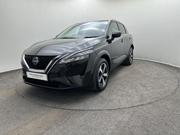 Nissan QASHQAI Photo spincar-538952bd825cd1159397e2ce8d8266eaa9e9267c.jpg