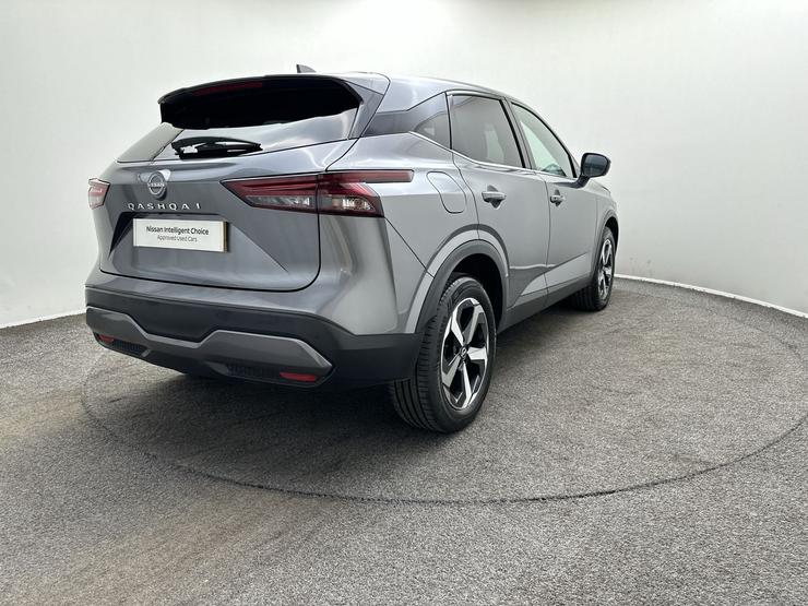 Nissan QASHQAI Photo spincar-5432e58b5bff66bb03a3d45a9dfc33823163ca1e.jpg