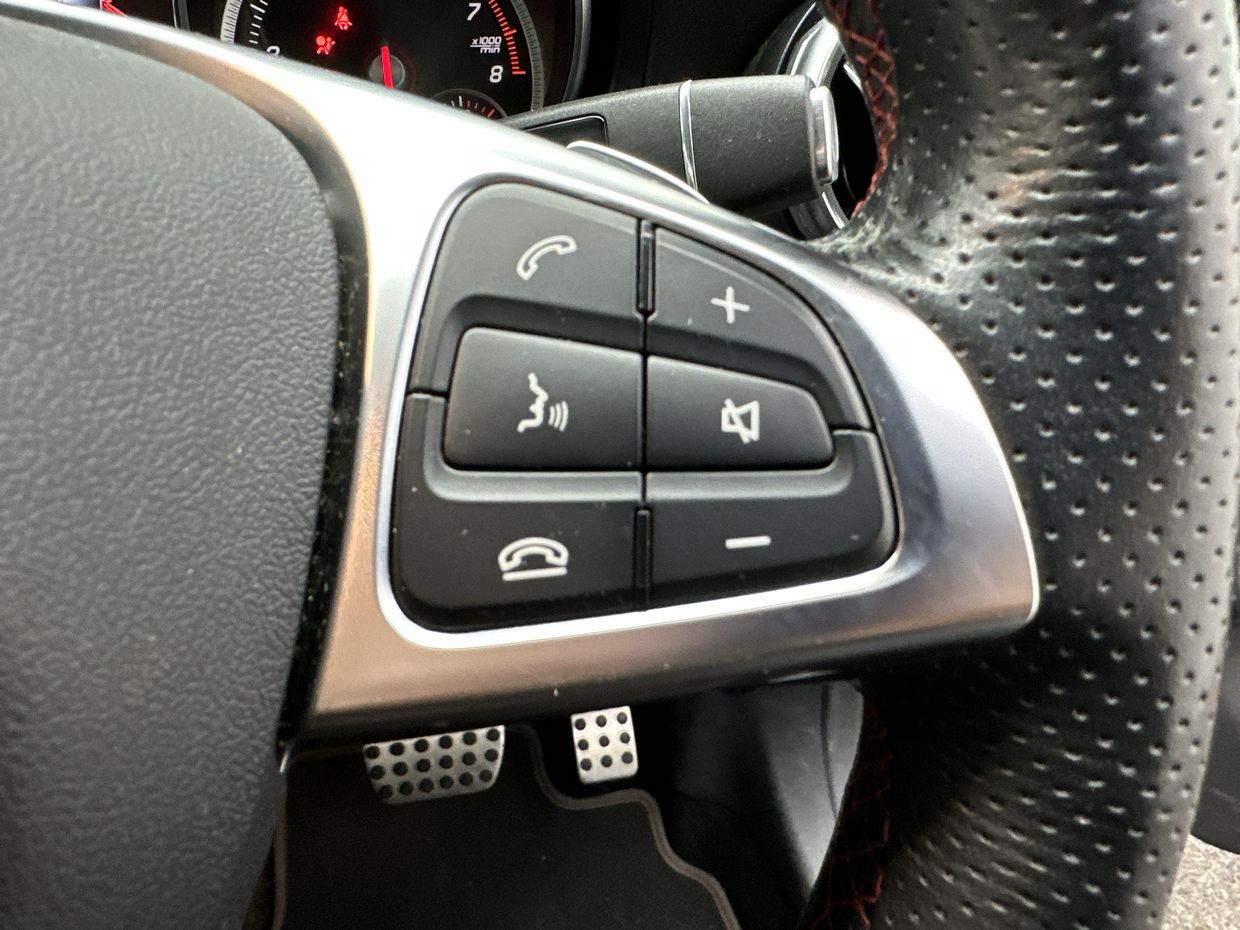 Mercedes-Benz Gla Photo 11