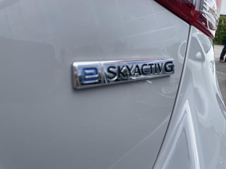 Mazda Mazda2 Photo spincar-5457a0cc6c69ed26f8bf06775a19d284c0070be1.jpg