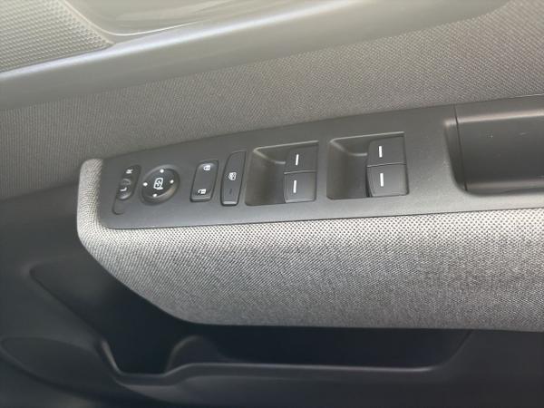 Honda Honda E Photo 41