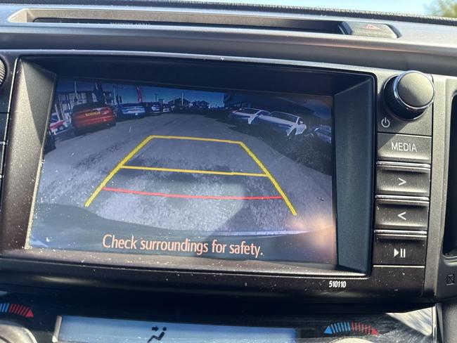 Toyota RAV4 Photo spincar-554b9da721da9ad2cbf2607b1e83a52c86a84194.jpg