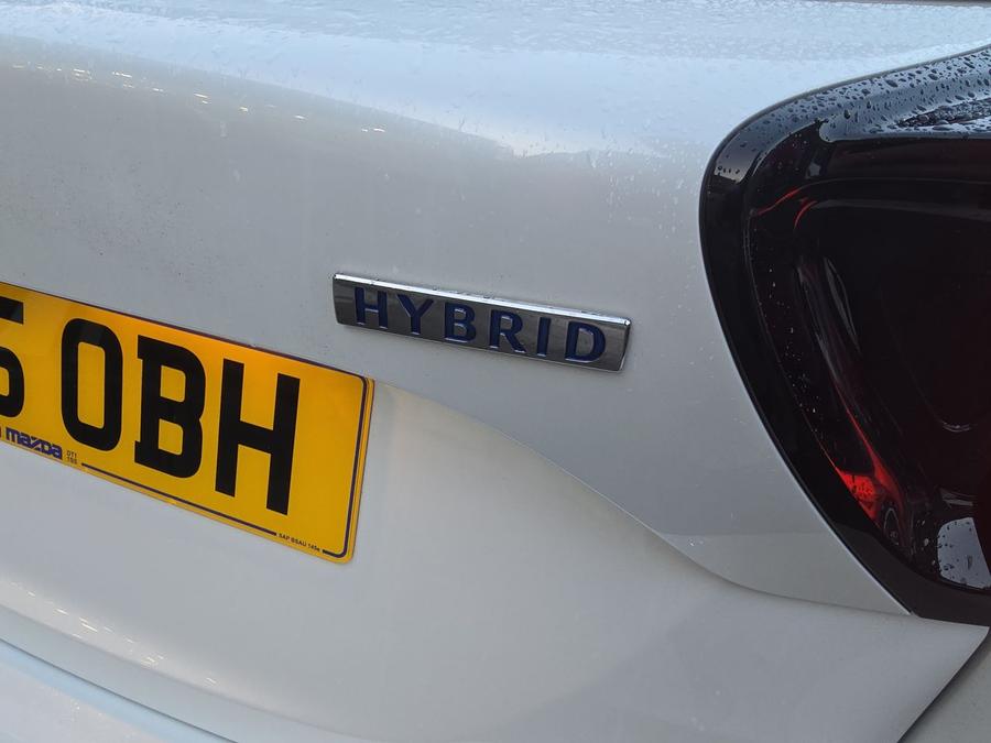 Mazda Mazda2 HYBRID Photo spincar-558a80ac7b6db90fa85076ba757c2a6ab03e8bcc.jpg