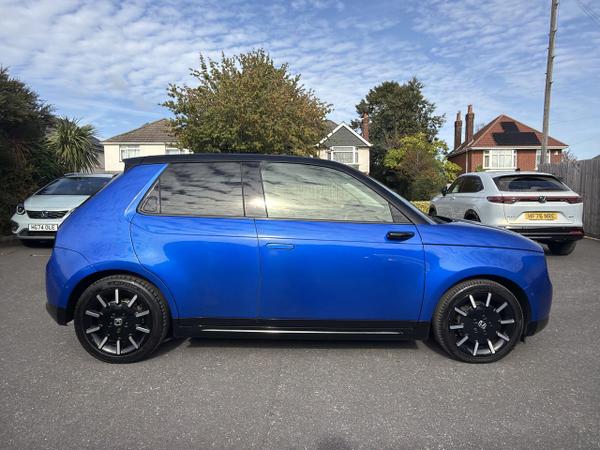 Honda Honda E Photo 16