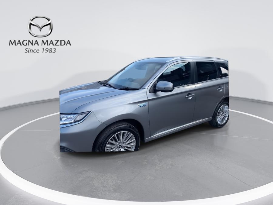 Mitsubishi Outlander Photo spincar-55df92ecce350a5ed06bb8b5cf104c52d8c001de.jpg