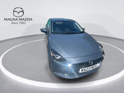 Mazda Mazda2 Photo 2