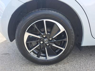 Mazda Mazda2 Photo 19