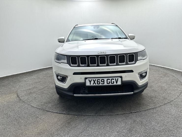 Jeep COMPASS Photo spincar-58e43c6599901af4bf7e98164d492989482f0446.jpg
