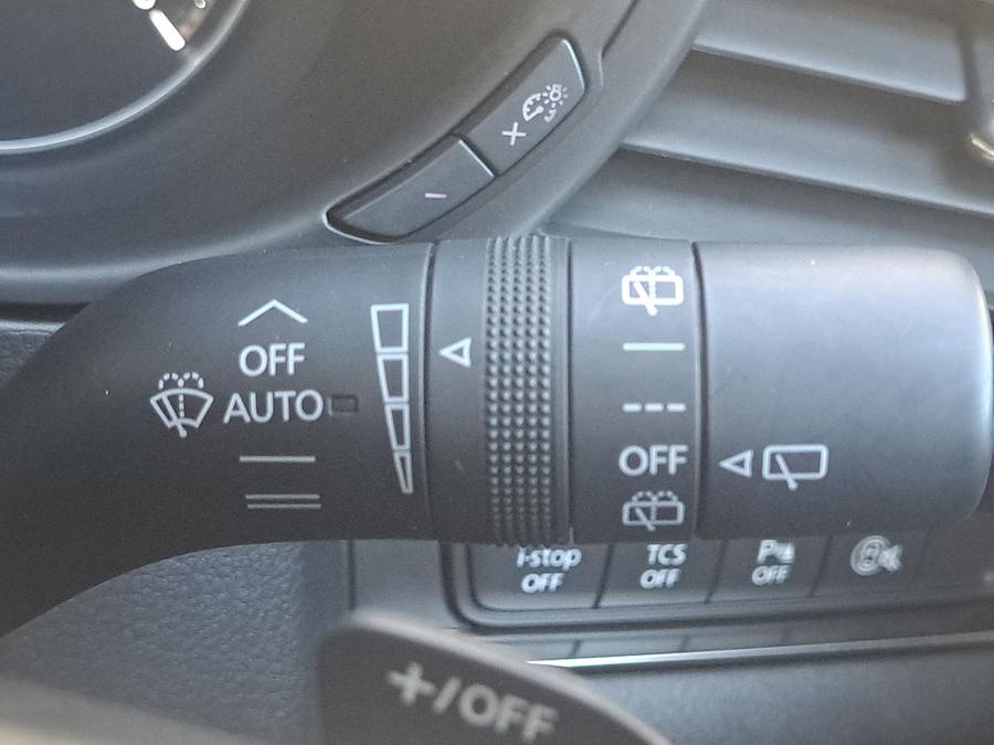 Mazda CX-30 Photo spincar-594898d8b4c45d6ad284df2ab0f005462e829b2e.jpg