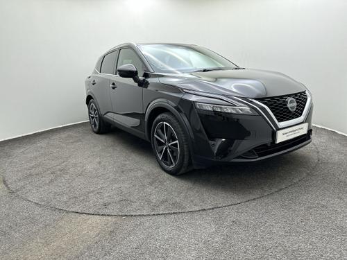 Used 2022 Nissan QASHQAI 1.3 DiG-T MH Tekna 5dr Black Metallic at Aylesbury Motor Group
