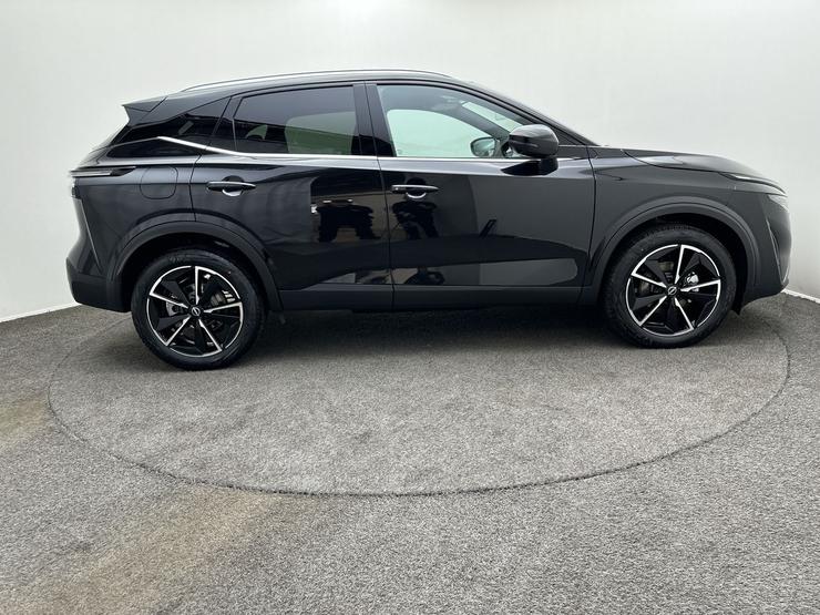 Nissan QASHQAI Photo spincar-5a839685f24d617a732b3b673c8b3a74ac16e616.jpg