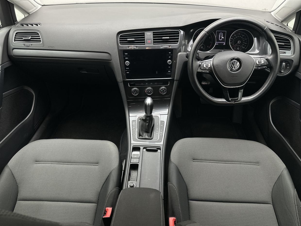 Volkswagen GOLF Photo 15