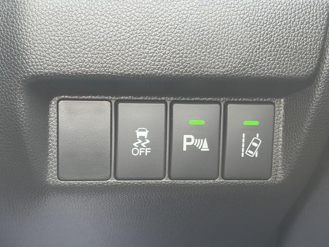 Honda Jazz Photo spincar-5b79ba260c1d3a2033bb042d7f705d177f2efbc7.jpg