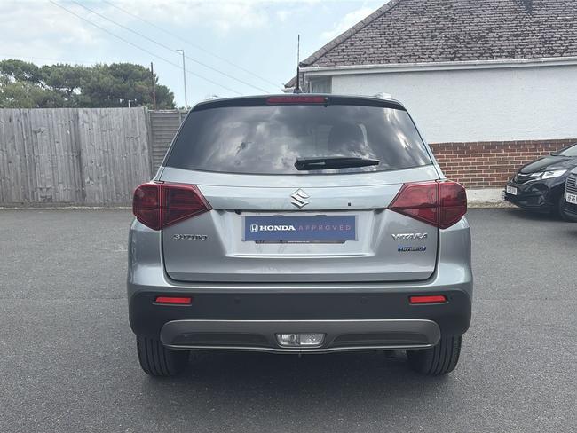 Suzuki Vitara Photo spincar-5c42bf3a5af646a09c1575ff85fbf857a6c25dc8.jpg